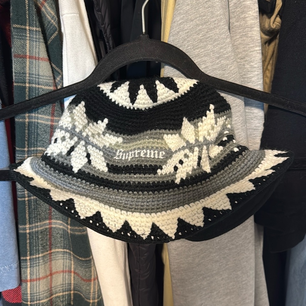 Crochet Supreme bucket hat. Size medium/large
